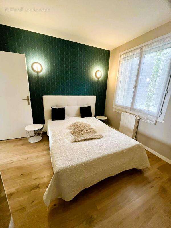 Maison à CHATEAU-L'EVEQUE