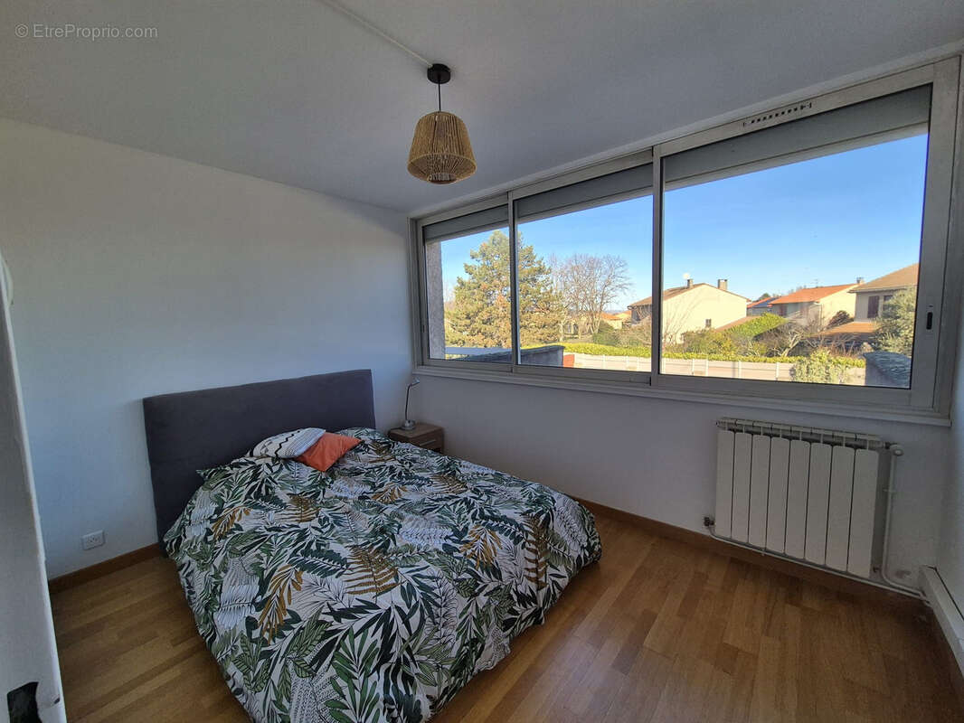 Maison à GUILHERAND-GRANGES