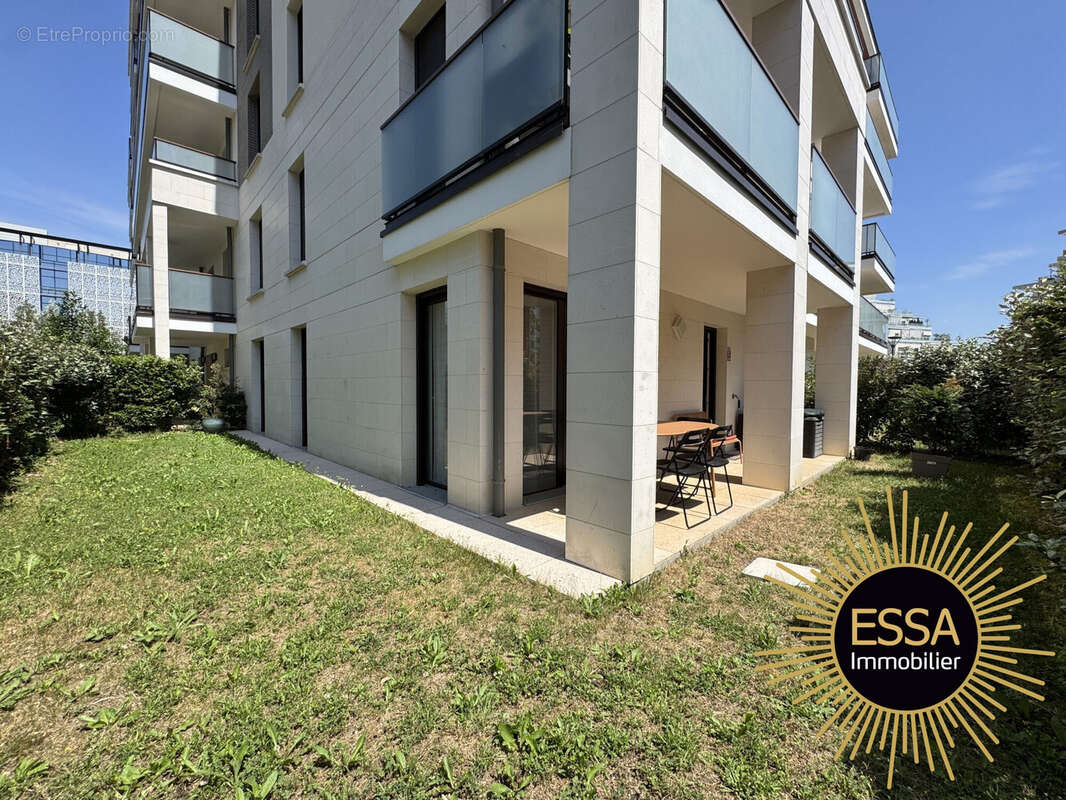 Appartement à VELIZY-VILLACOUBLAY