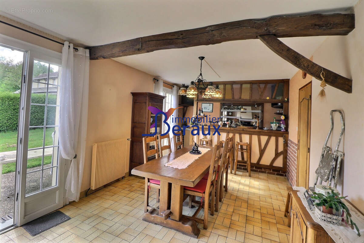 Maison à SAINTE-MARGUERITE-SUR-DUCLAIR