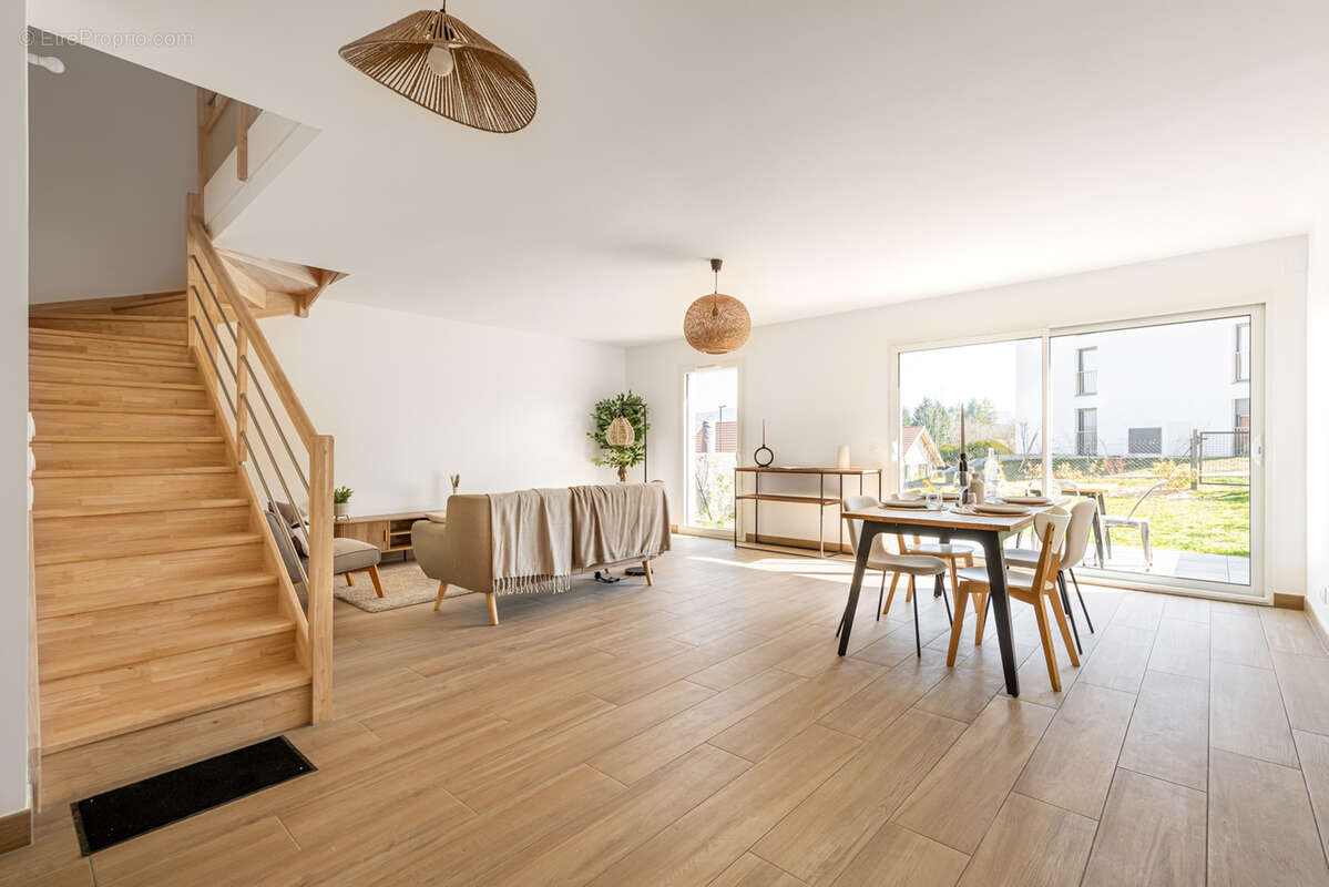 Maison à LA BALME-DE-SILLINGY