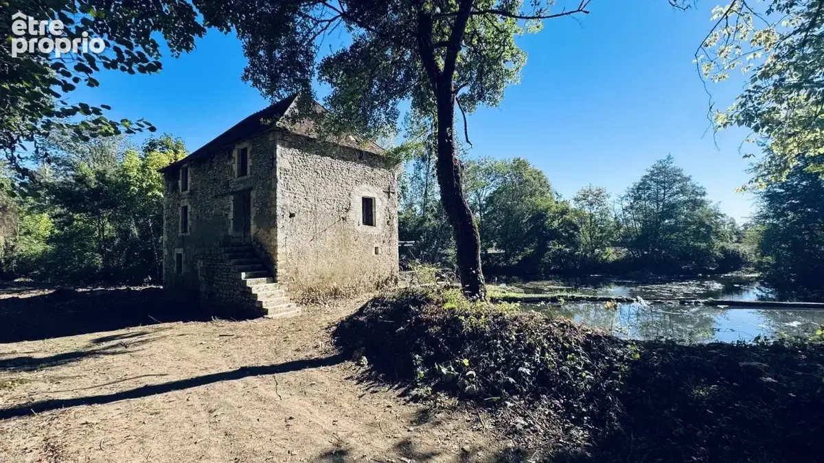 Maison à SAINT-HILAIRE-SUR-BENAIZE