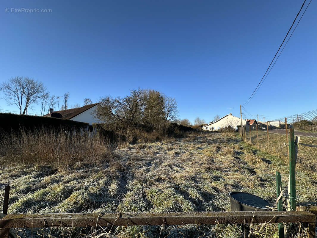Terrain à RAMECOURT