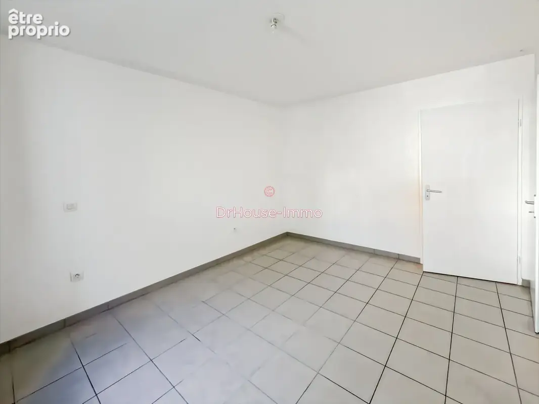 Appartement 2 pièces 38 m² à vendre à Saint-Medard-En-Jalles (33160) - photo 2