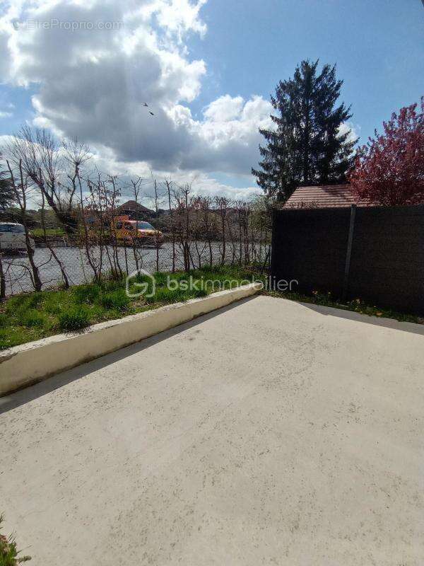 Appartement à SAONE