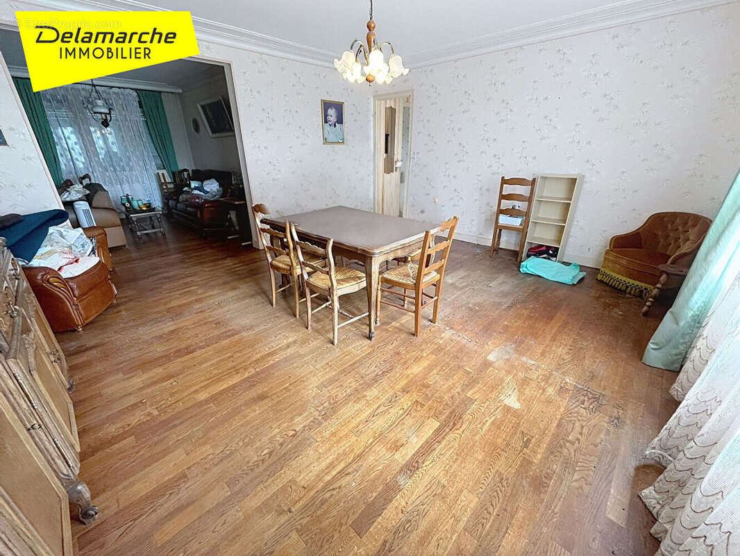 Maison à ISIGNY-LE-BUAT