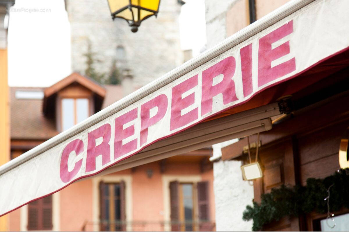 Commerce à CASTELNAU-LE-LEZ