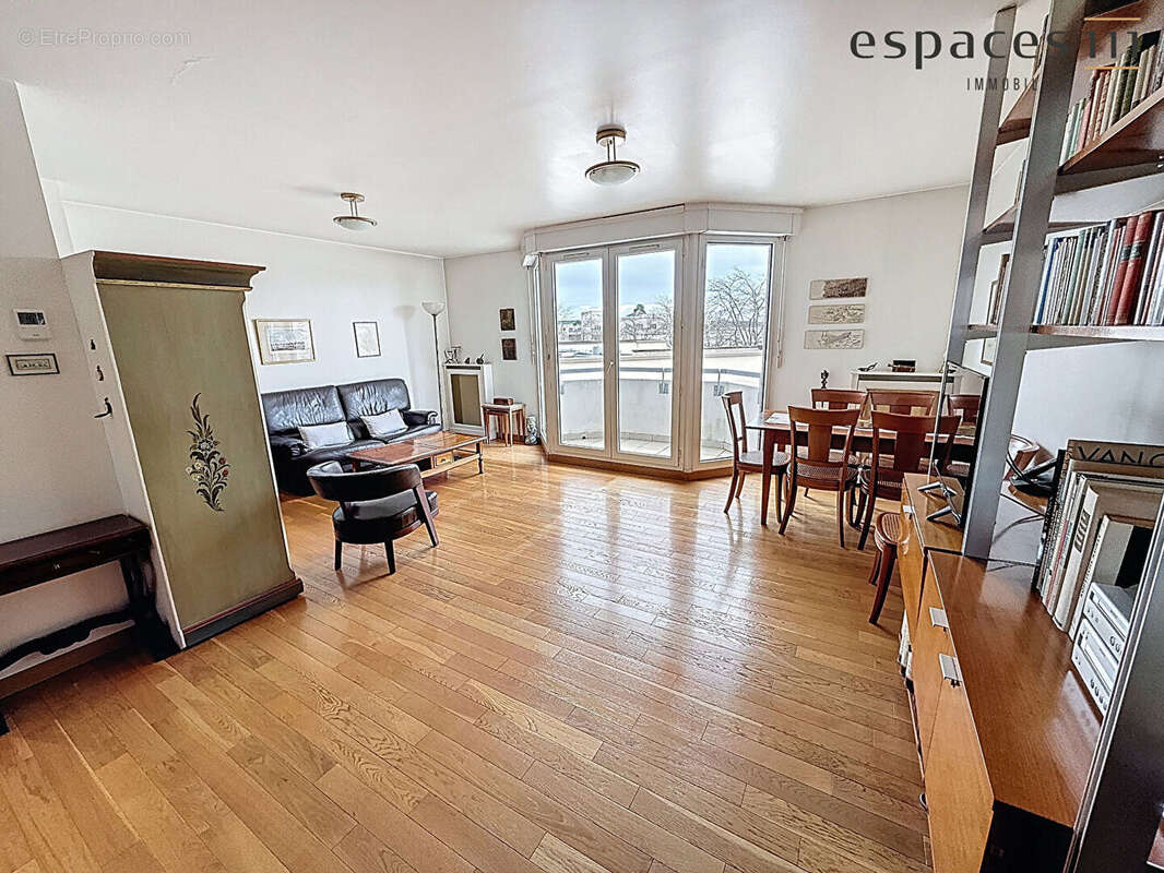 Appartement à MONTIGNY-LE-BRETONNEUX