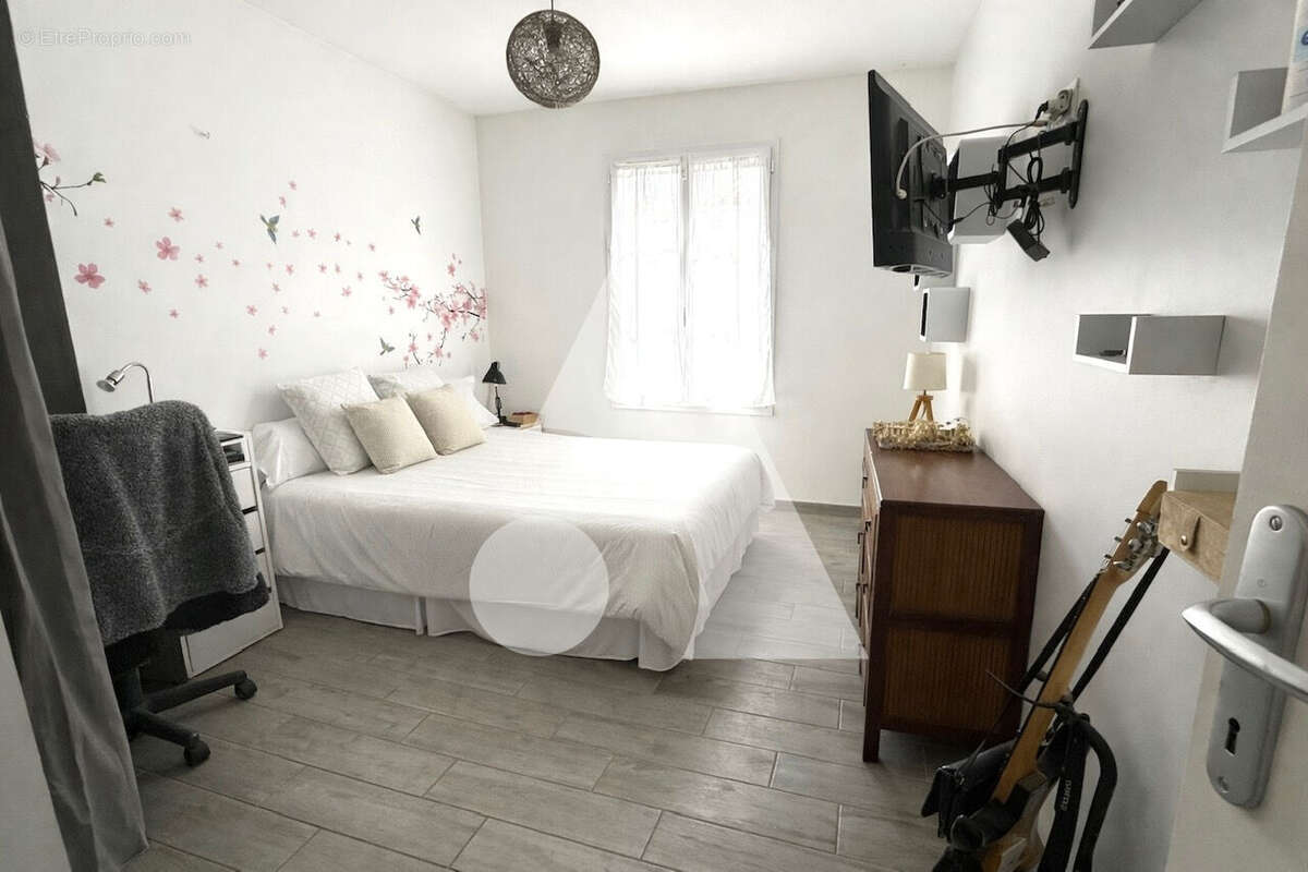 Maison à MORNAC-SUR-SEUDRE