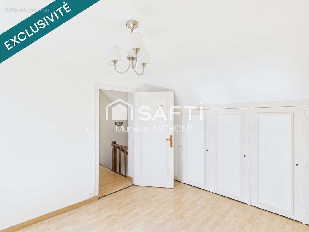 Photo 6 - Appartement à LANDIVISIAU