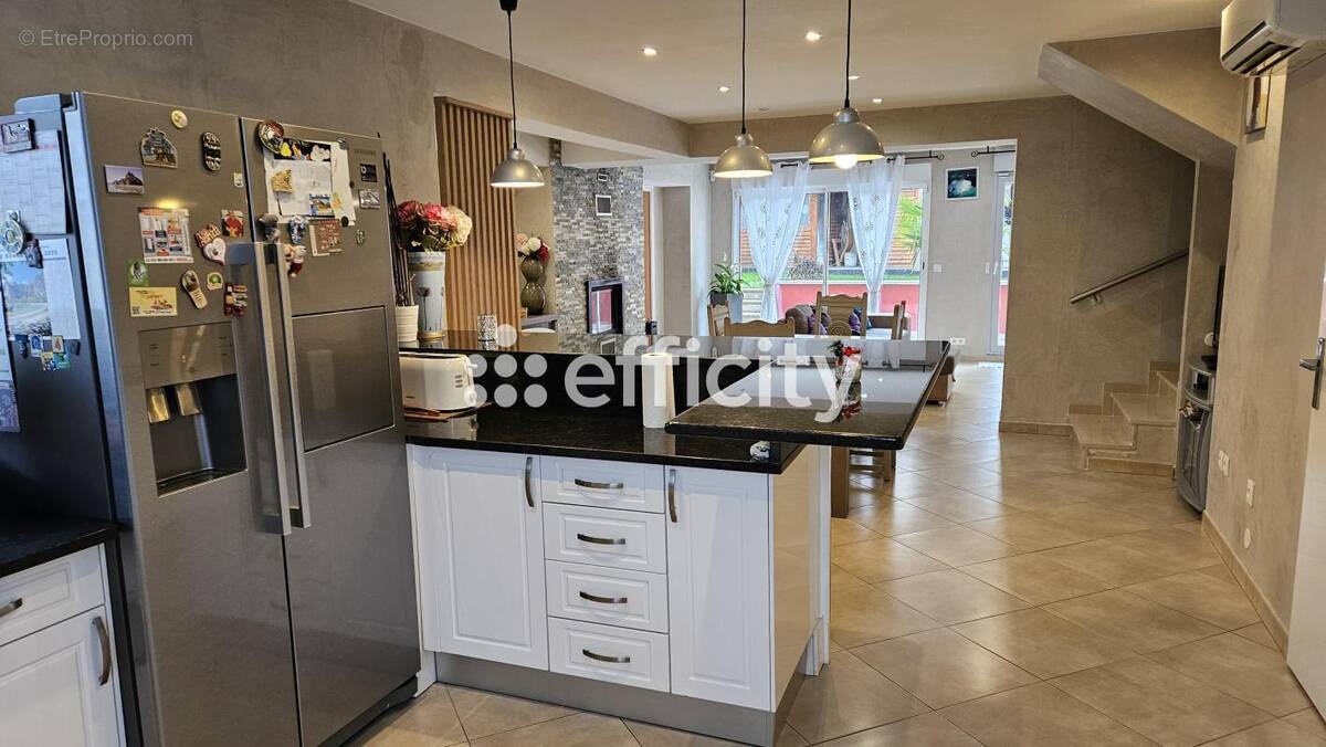 Maison à CHAMPIGNY-SUR-MARNE