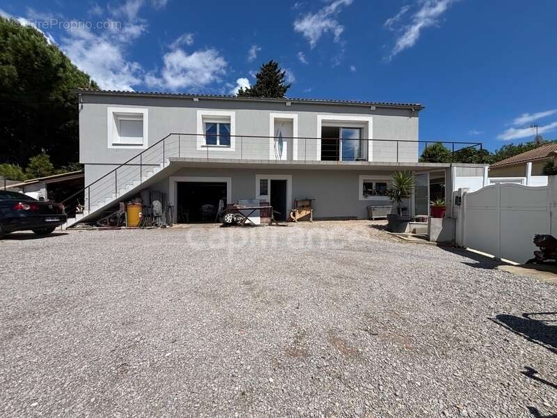 Maison à POUSSAN