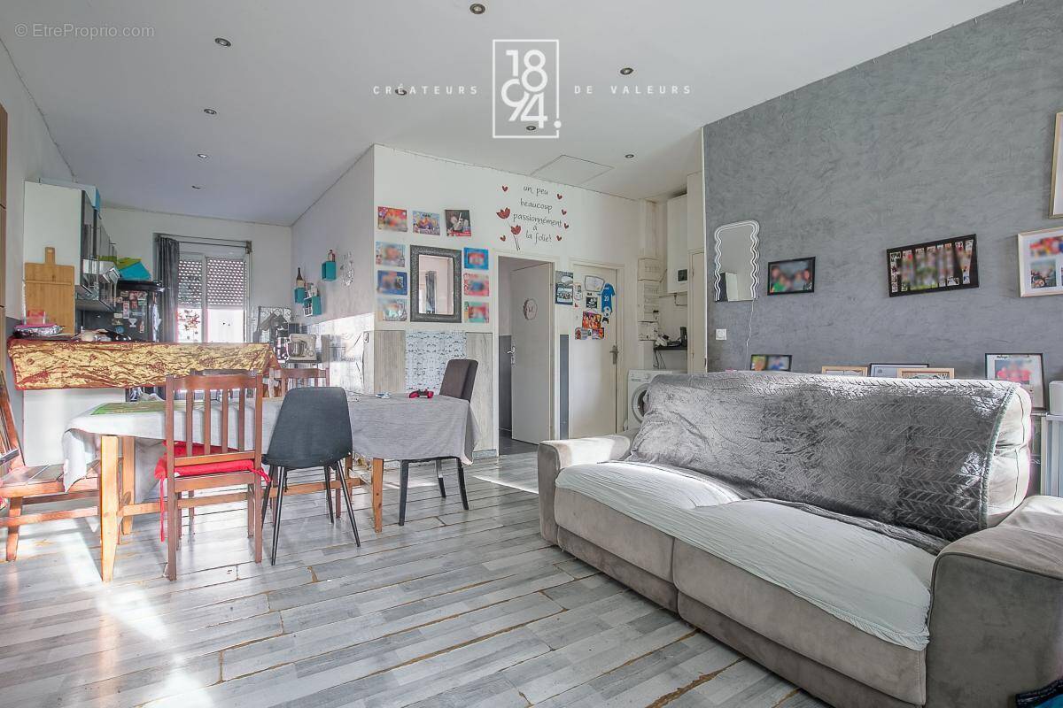 Appartement à MARSEILLE-10E