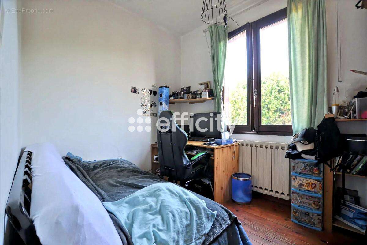 Appartement à VENISSIEUX