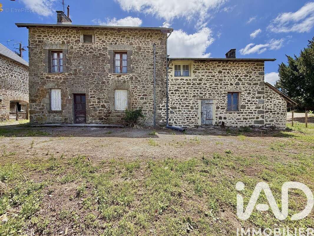 Maison 80 m² à Eymoutiers  - photo 2
