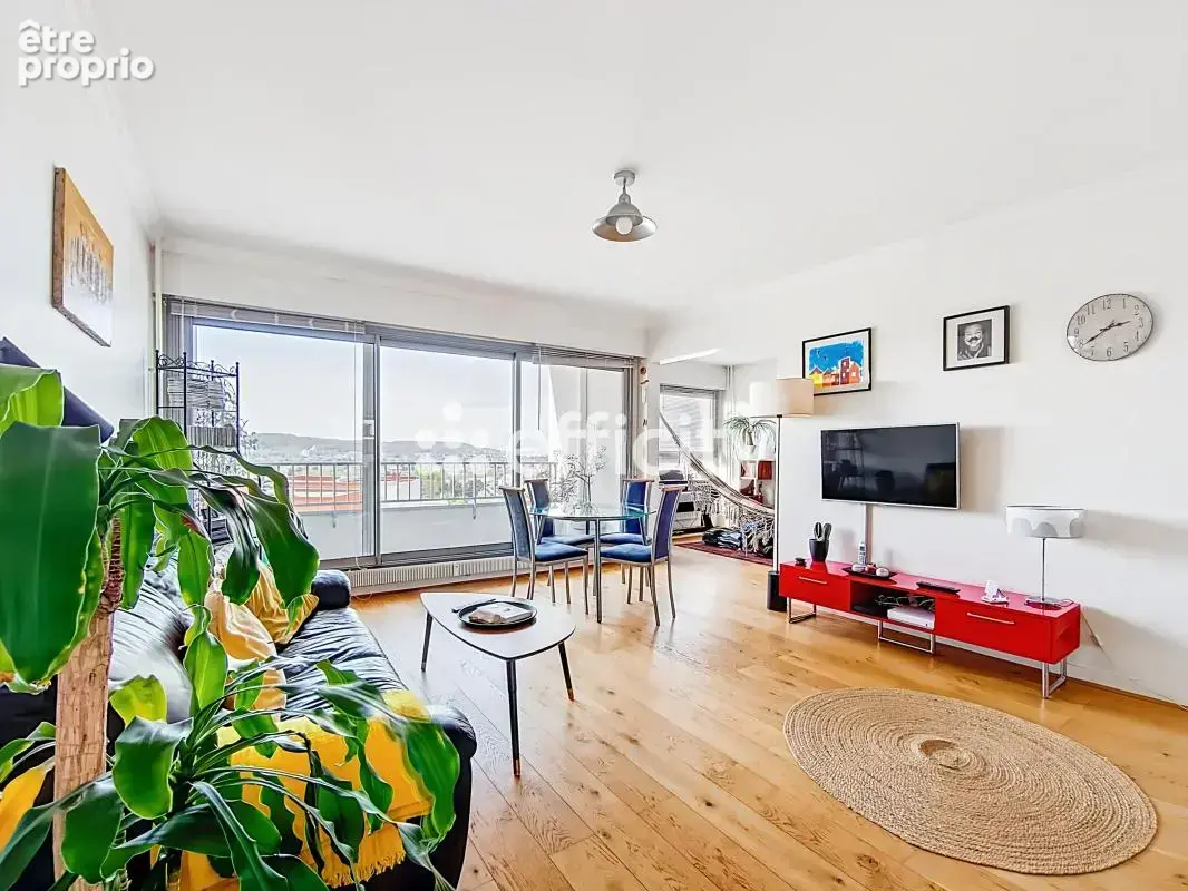 Appartement à SAINT-GRATIEN