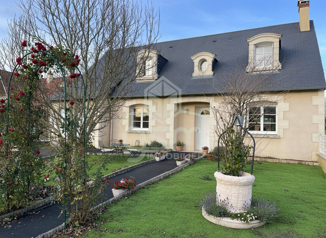 Maison à CHAMBRAY-LES-TOURS