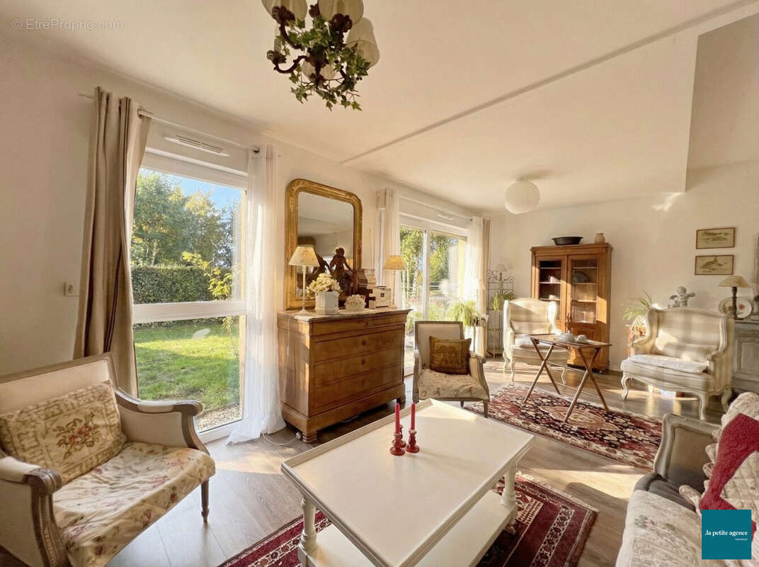 Appartement à VERSON