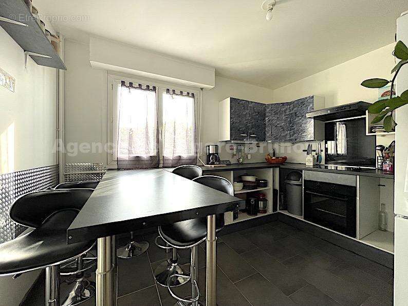 IMG_7168 - Appartement à COMBS-LA-VILLE