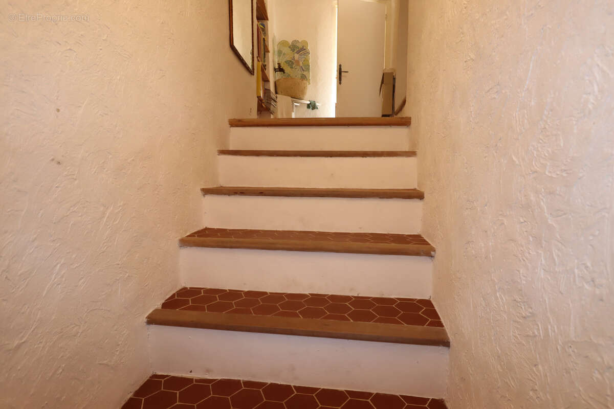 Maison à THORAME-BASSE