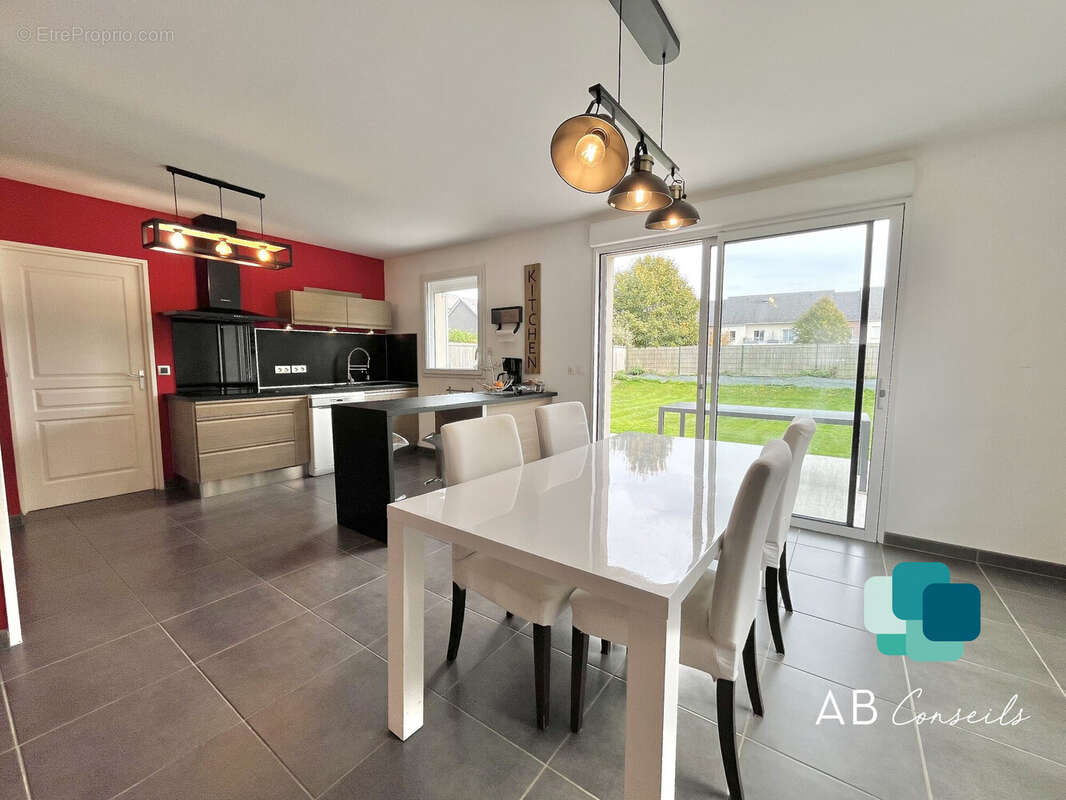 Maison à FRANQUEVILLE-SAINT-PIERRE