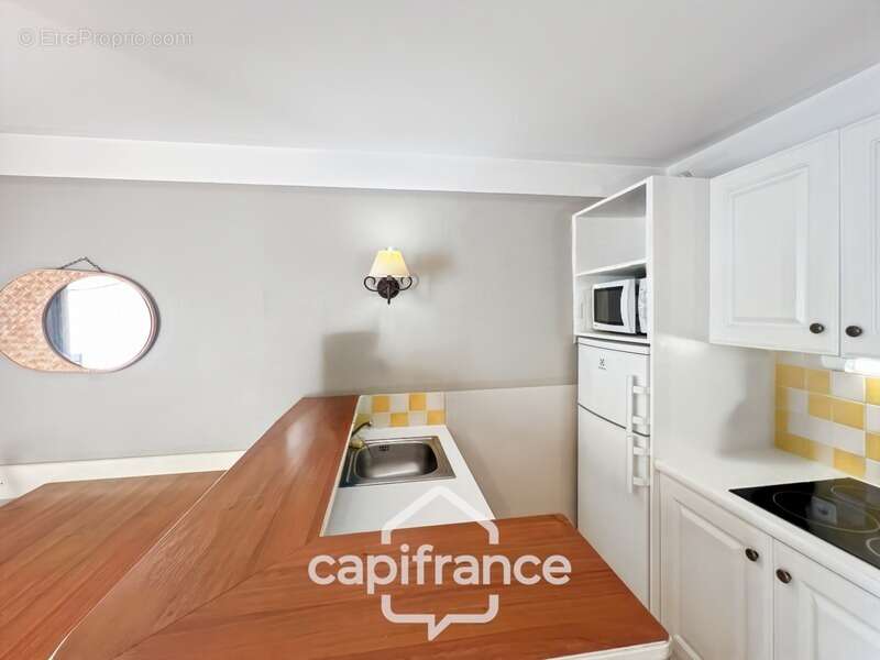 DOMAINE DE PONT ROYAL – Bastidon climatisé de 44 m², ravalé et parfaitement entretenu, avec jardin, 2 chambres et place de parki - photo 14