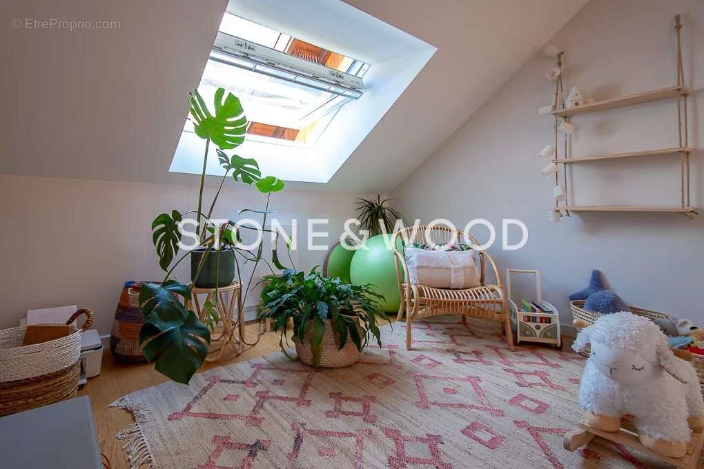 Appartement à VEYRIER-DU-LAC