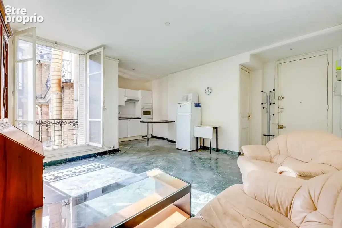 Paris 75008 charmant pied a terre champs elysees - photo 2