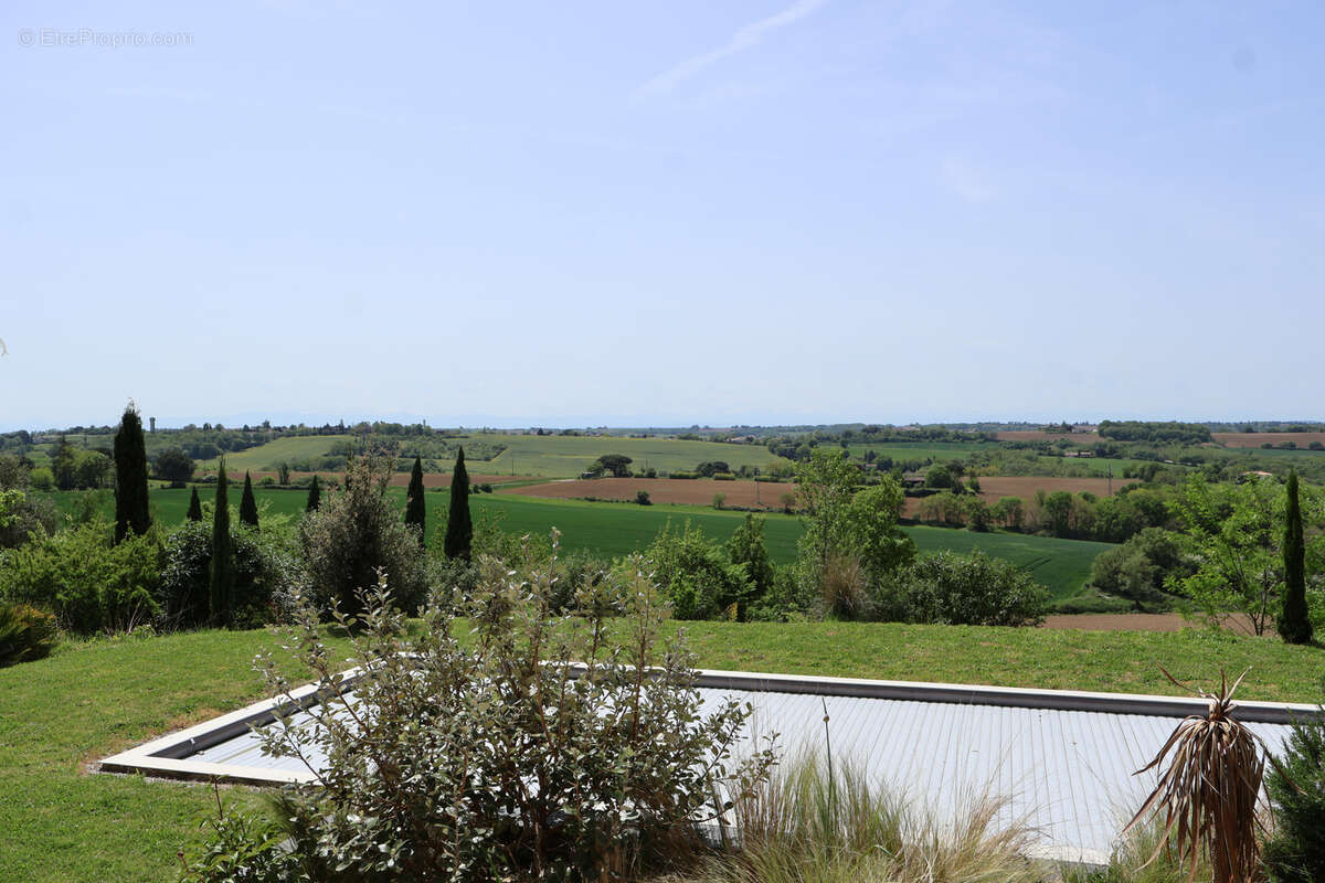 Maison à MERVILLA