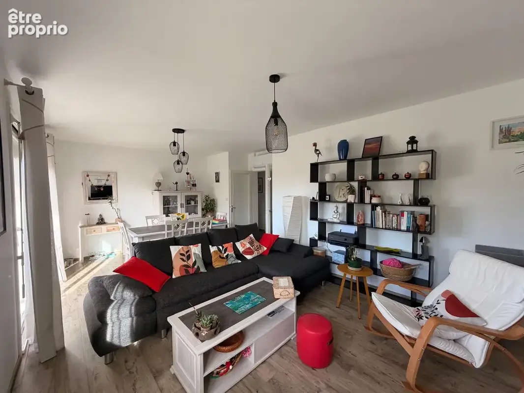 Nouveauté - Appartement rénové de 67m2 - photo 3