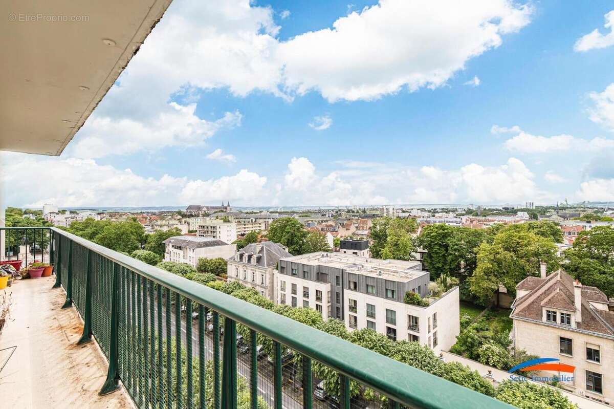   - Appartement à REIMS