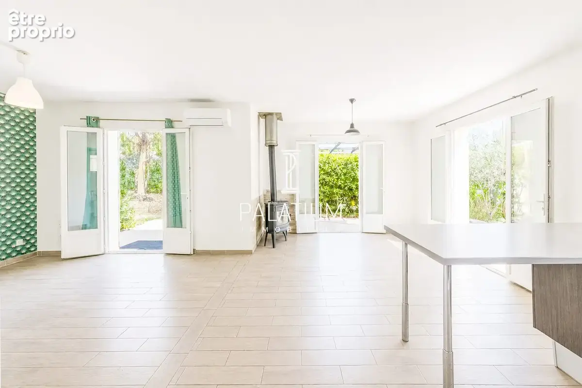 Maison 81 m² à Valensole  - photo 4