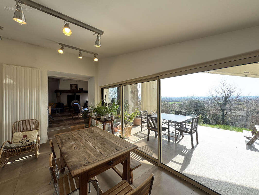 Maison à ROMANS-SUR-ISERE