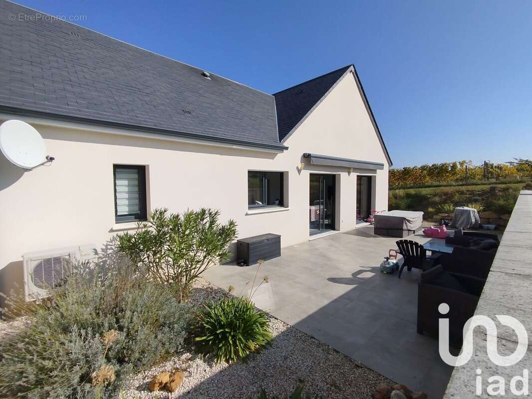 Photo 2 - Maison à CHINON