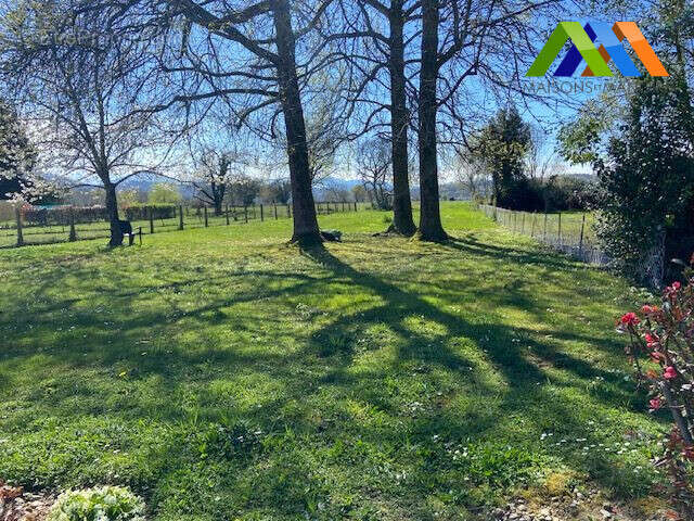 Terrain 886 m² à Oloron-Sainte-Marie  - photo 2