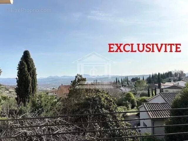 Maison à TOURRETTES