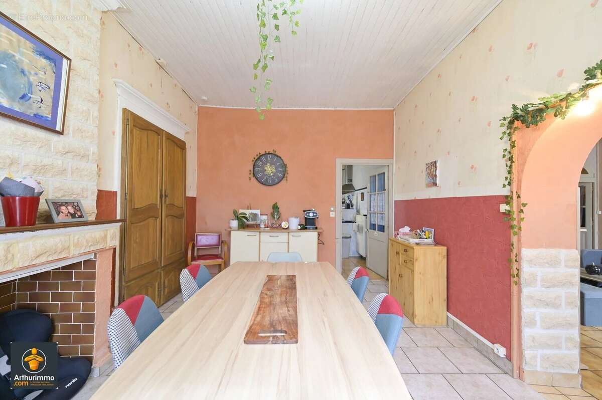 Maison à SAINT-HILAIRE-LA-PALUD