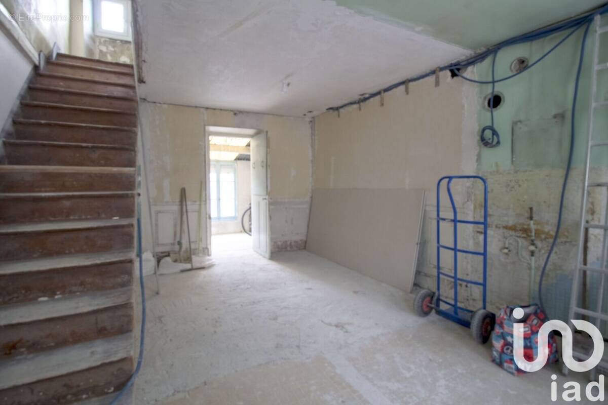 Photo 1 - Maison à EPONE