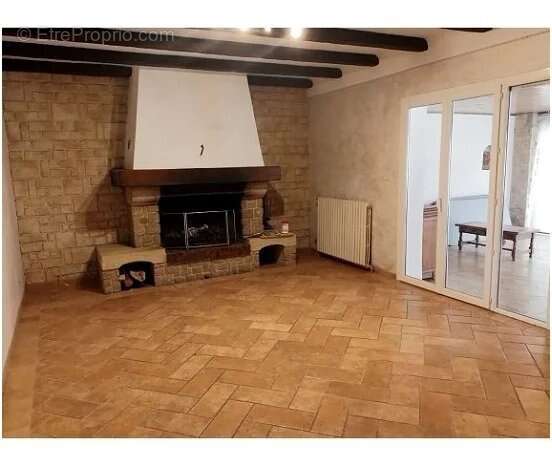 Maison à CAMPS-LA-SOURCE