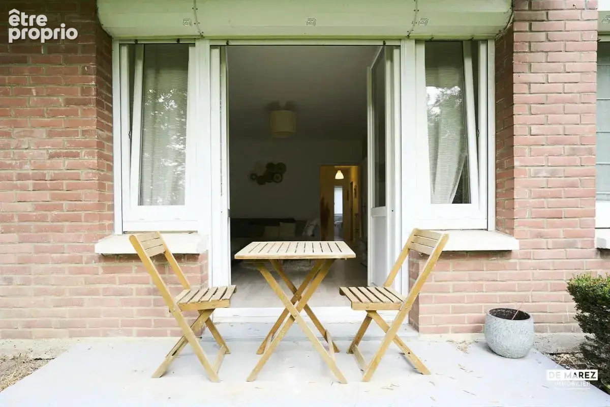 Exclusivite : t3 renove avec parking au pied du metro et des commerces ! - photo 10