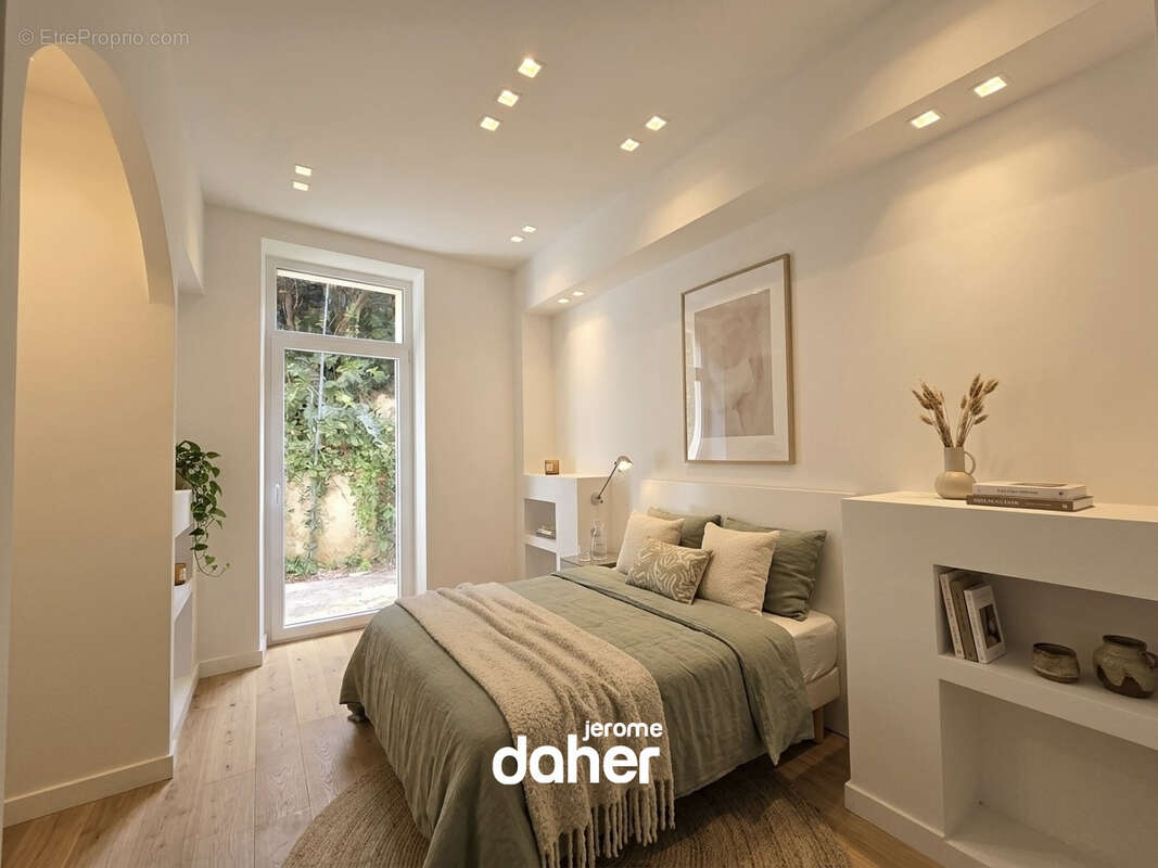 Appartement à MARSEILLE-7E