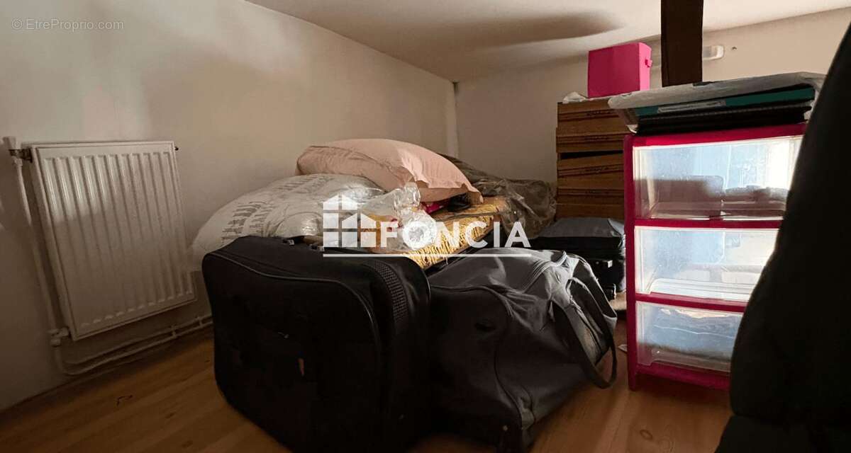 Appartement à AUBERVILLIERS