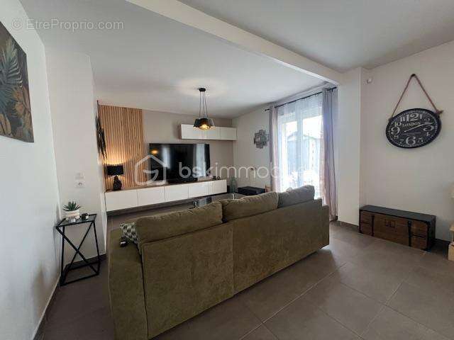 Maison à COMBS-LA-VILLE