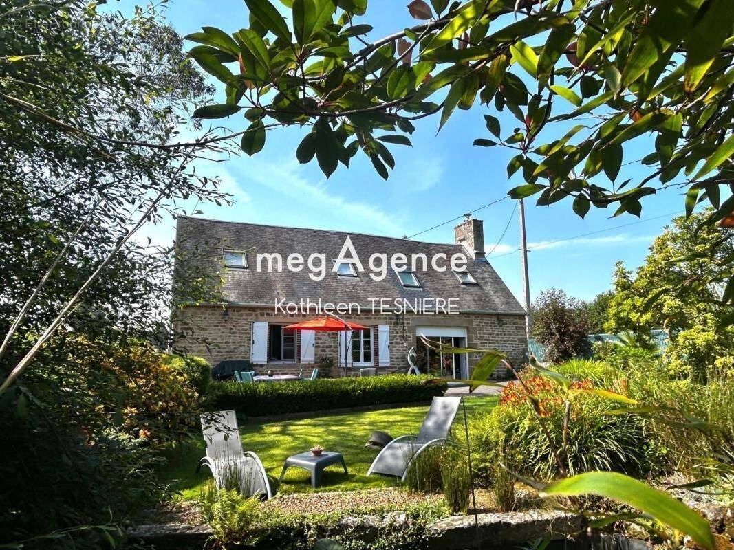 Maison à LA CHAPELLE-CECELIN