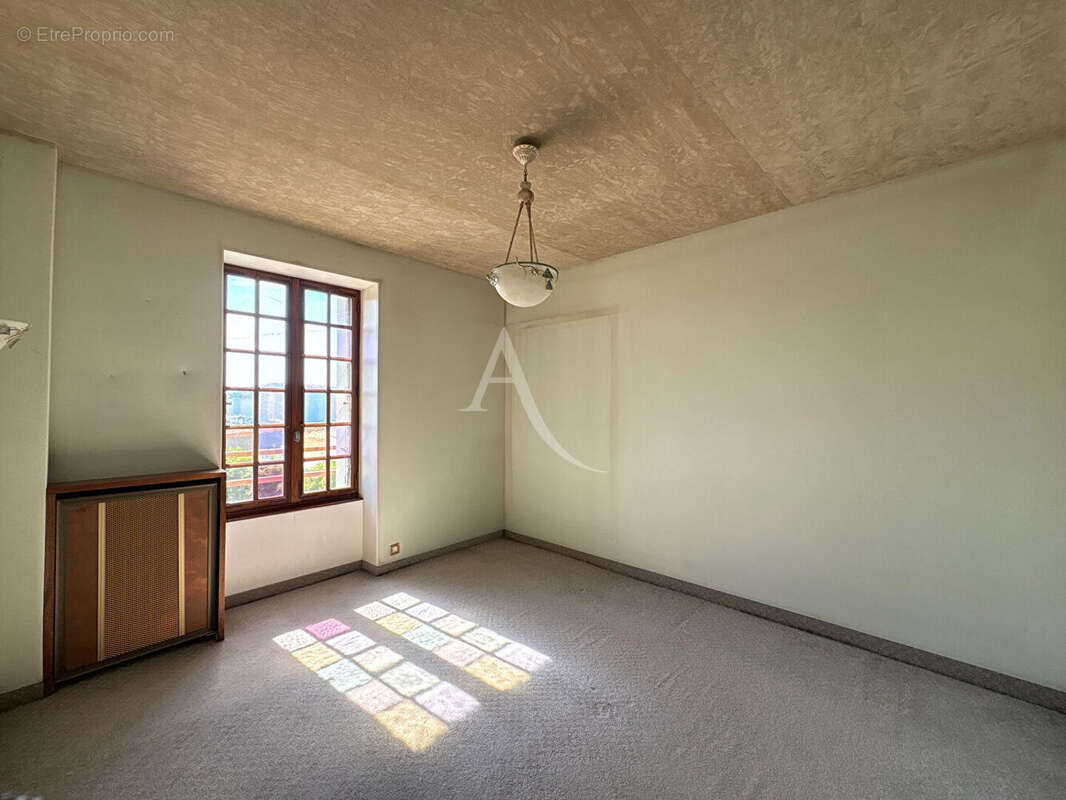 PROPRIETE UNIQUE - proche de Dourdan 7 pièce(s) 188.53 m2 - photo 8