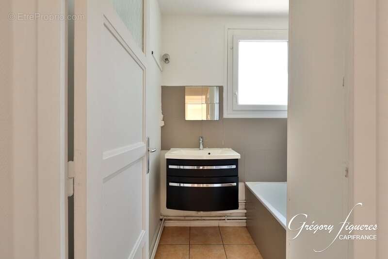 Appartement à SAINT-ETIENNE