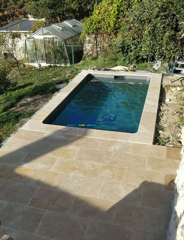 piscine - Maison à NOHEDES