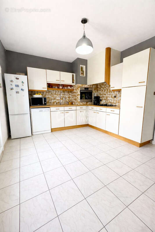 Maison à SAINT-ETIENNE-DE-TULMONT