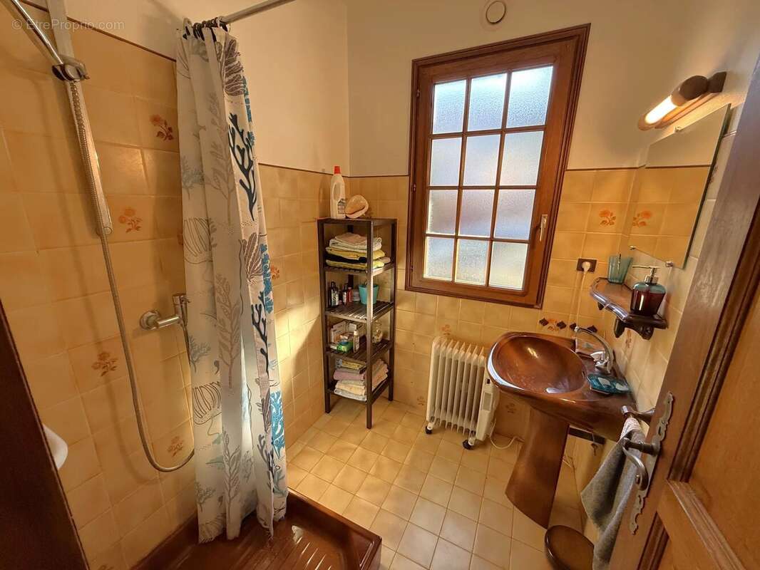 Maison à CHAMP-SUR-DRAC