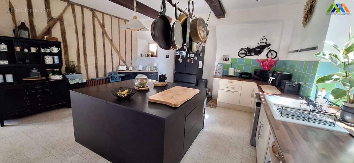 Maison 283 m² à Trie-Sur-Baise  - photo 7